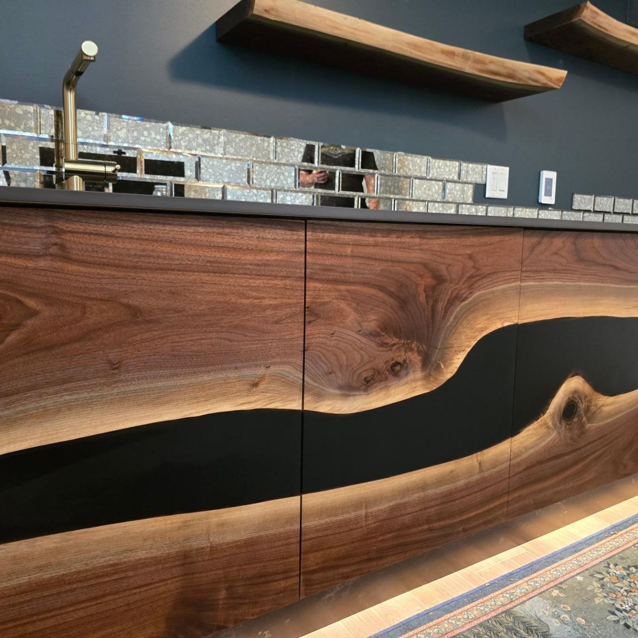 ChiselWoodworking – Custom Cabinets & Furniture