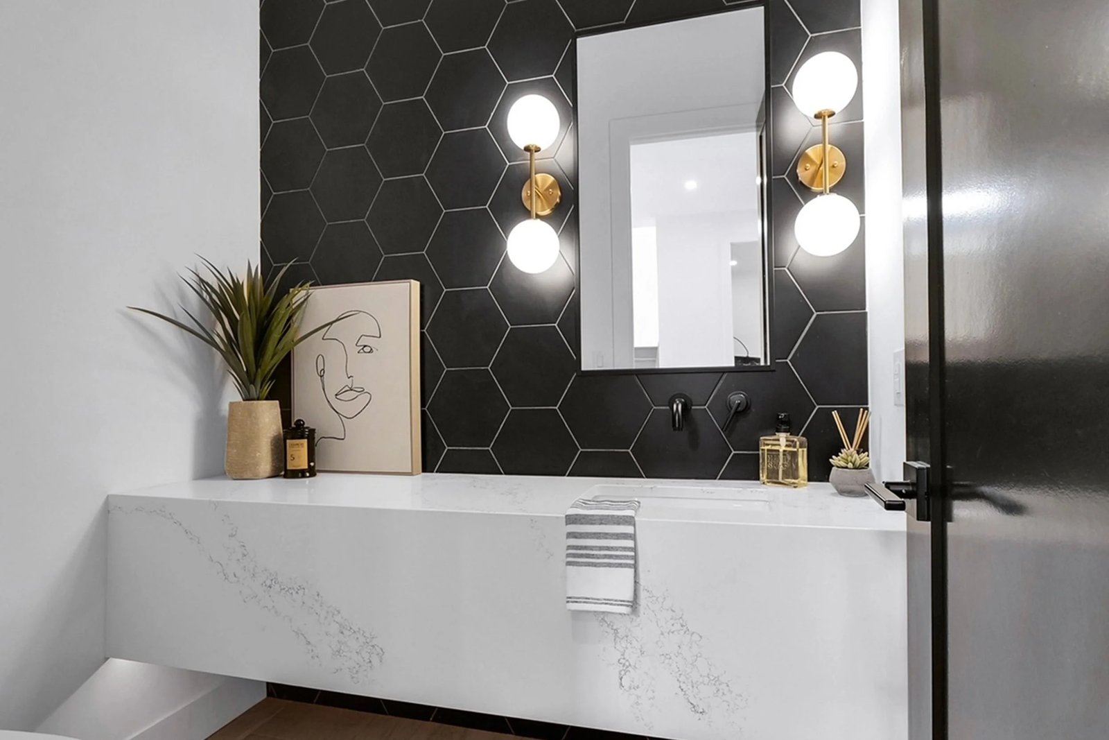 London Stone Co. – Quartz & Granite Countertops