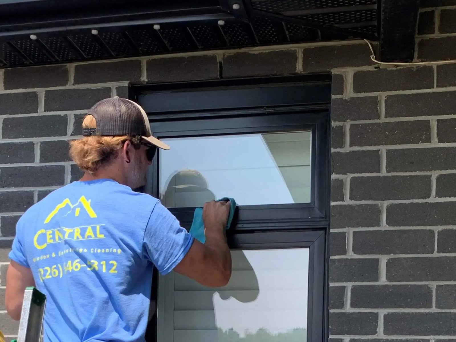 Central Windows – Window Cleaning