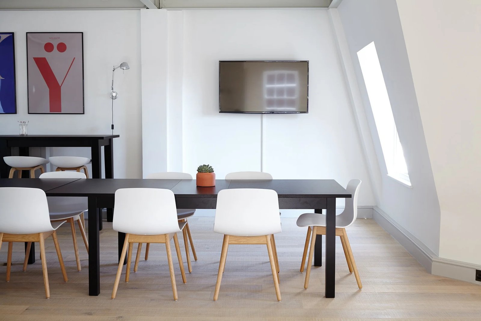 TV Mounters – TV Mounting