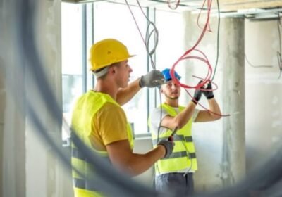 electricians-2-600×341-1