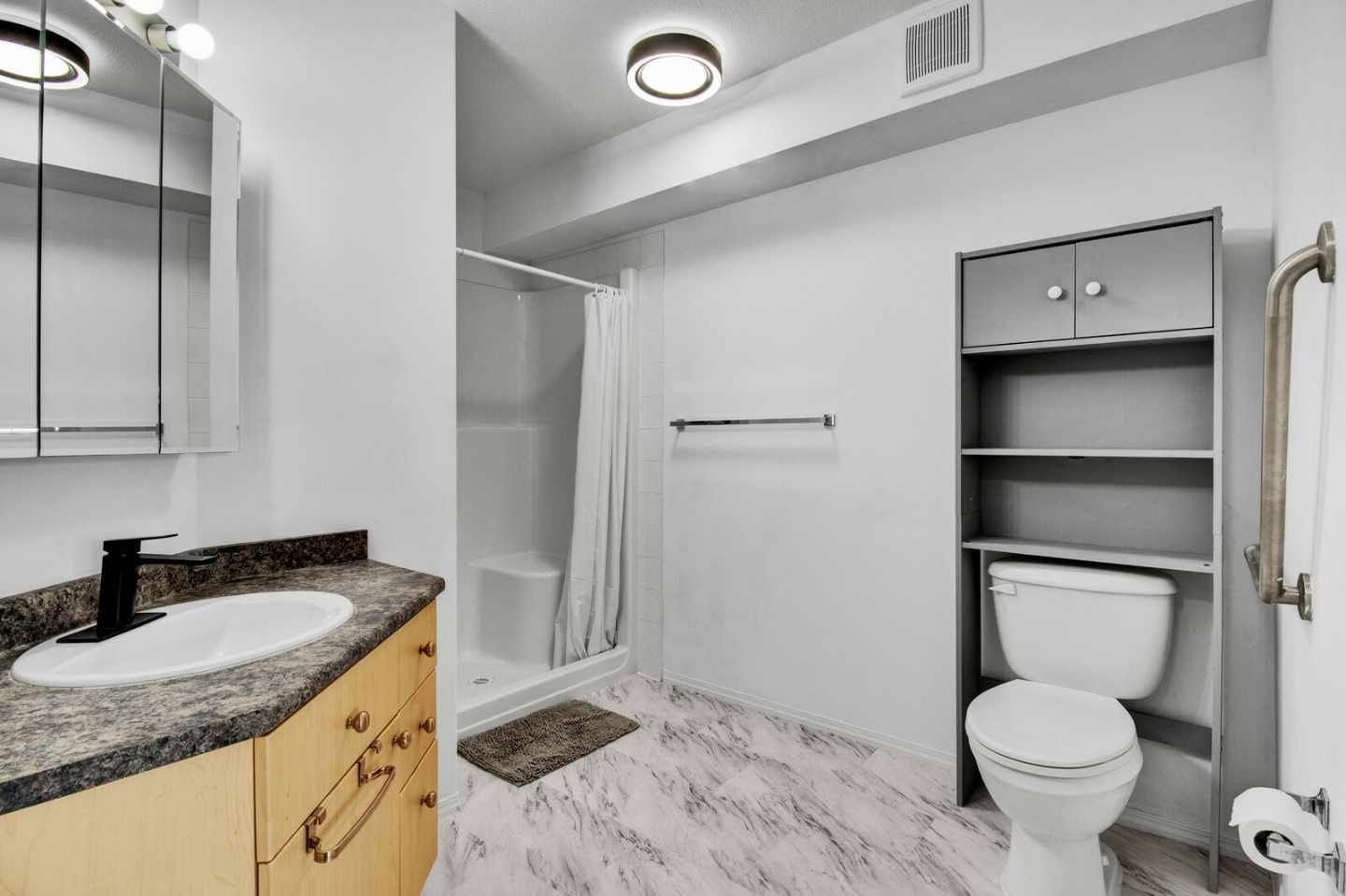 The Handy Couple – Home Repairs & Renovations